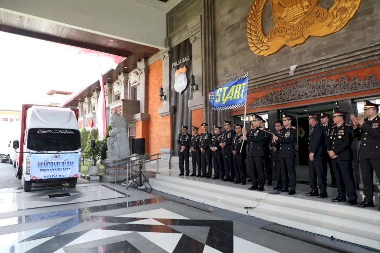 Polda Bali Kirim 5 Truk Bantuan untuk Korban Bencana Alam di NTT